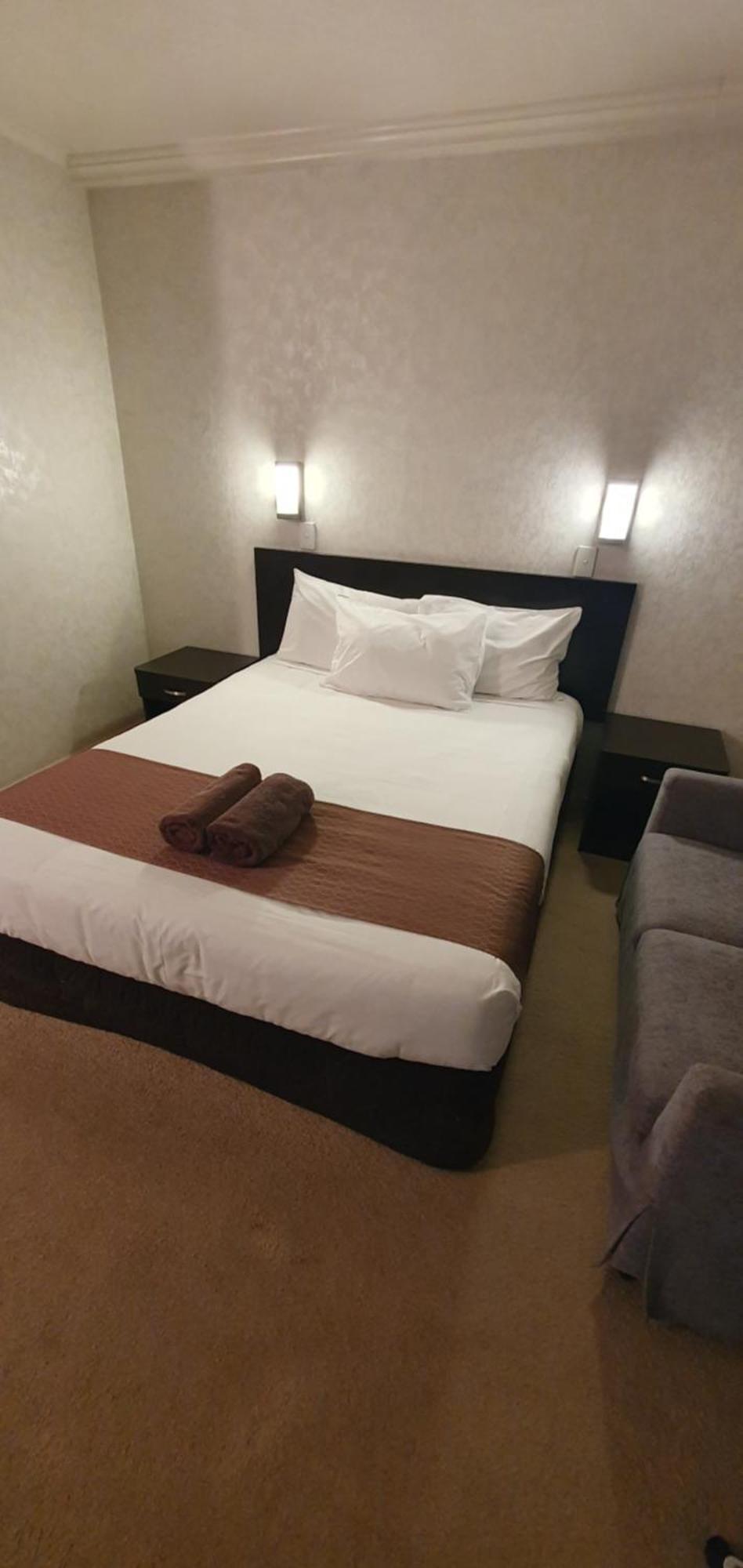 Mayfair Court Motel Токороа Екстериор снимка