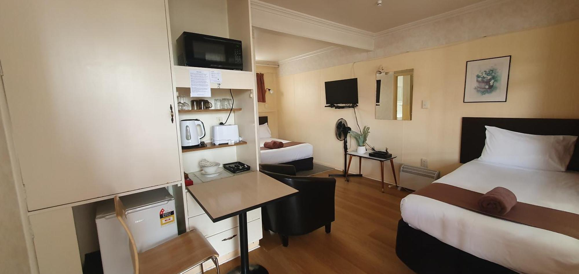 Mayfair Court Motel Токороа Екстериор снимка